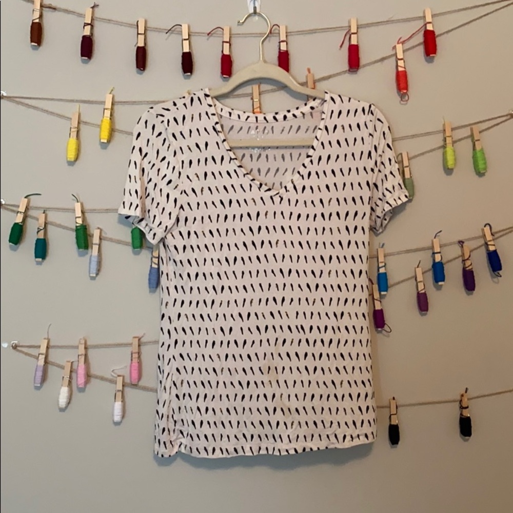 Subtle bird print t-shirt